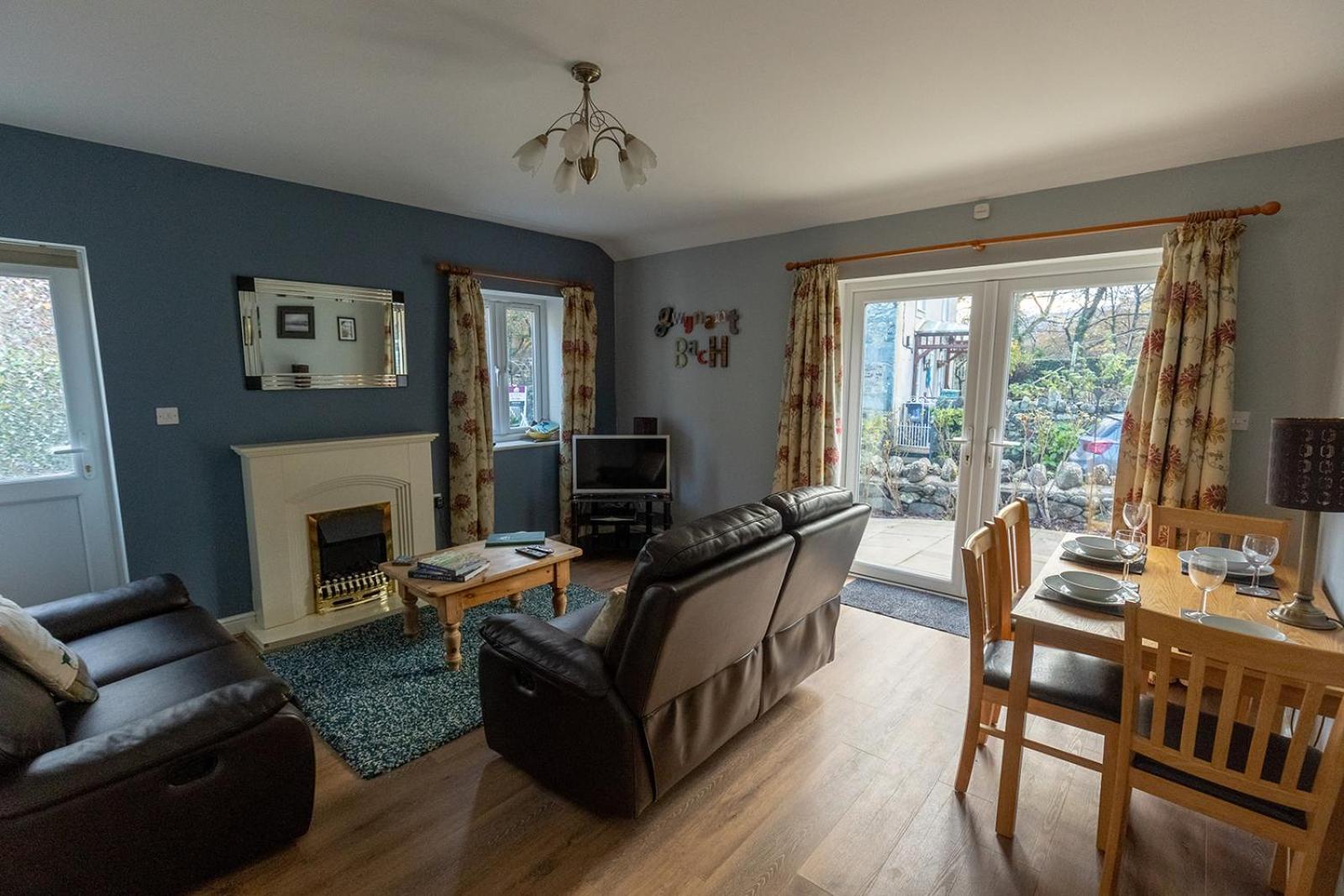 Gwynant Bach - Cosy 2 Bed Bungalow Cottage In Snowdonia National Park, Conwy, North Wales Bagian luar foto